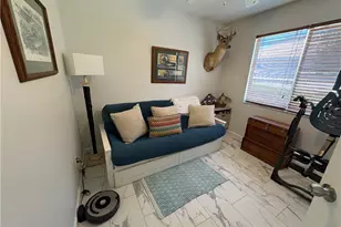 2500 Lee St, Naples, FL 34112 - Photo 16