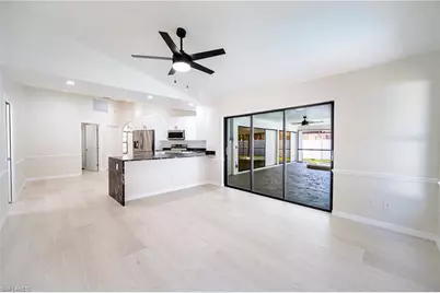 10731 Regent Cir, Naples, FL 34109 - Photo 8