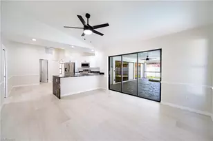 10731 Regent Cir, Naples, FL 34109 - Photo 8