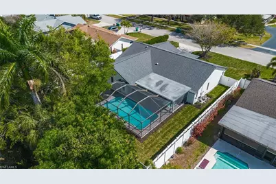 10731 Regent Cir, Naples, FL 34109 - Photo 26