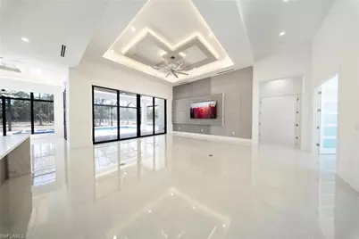 1886 39th St SW, Naples, FL 34117 - Photo 8