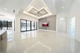 1886 39th St SW, Naples, FL 34117 - Photo 8