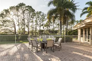 10823 Longshore Way E, Naples, FL 34119 - Photo 38