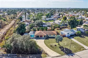 18025 Constitution Cir, Fort Myers, FL 33967 - Photo 28