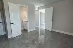 637 12th Ave S, Naples, FL 34102 - Photo 12