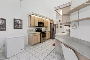 217 Marseille Dr, Naples, FL 34112 - Photo 6