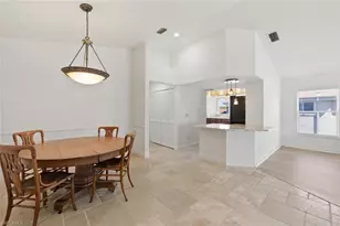 9844 Luna Cir, Naples, FL 34109 - Photo 28