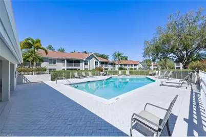 9844 Luna Cir #201D, Naples, FL 34109 - Photo 4