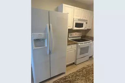 4621 Bayshore Dr #Q6, Naples, FL 34112 - Photo 6