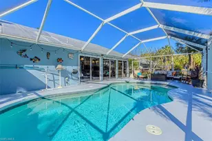 2442 Outrigger Ln, Naples, FL 34104 - Photo 4