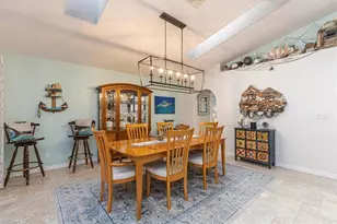 2442 Outrigger Ln, Naples, FL 34104 - Photo 10