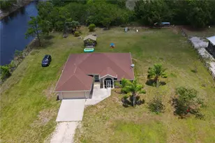 2330 45th Ave NE, Naples, FL 34120 - Photo 4