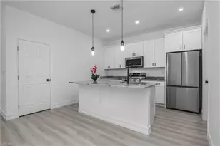 14341 Trinidad St, Fort Myers, FL 33905 - Photo 10