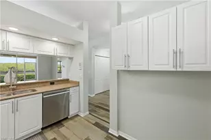 182 Newport Dr, Naples, FL 34114 - Photo 10