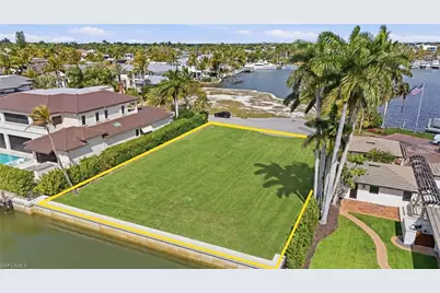 754 16th Ave S, Naples, FL 34102 - Photo 14