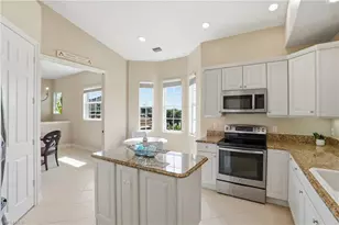 10121 Bellavista Cir, Miromar Lakes, FL 33913 - Photo 8