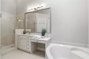 10121 Bellavista Cir, Miromar Lakes, FL 33913 - Photo 18