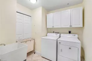 2350 Hidden Lake Ct, Naples, FL 34112 - Photo 22