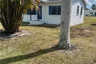 24 3rd St, Bonita Springs, FL 34134 - Photo 30