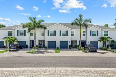 15171 Wildflower Cir, Naples, FL 34119 - Photo 2