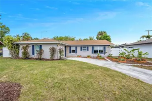 1723 Camelia Ln, Naples, FL 34105 - Photo 1