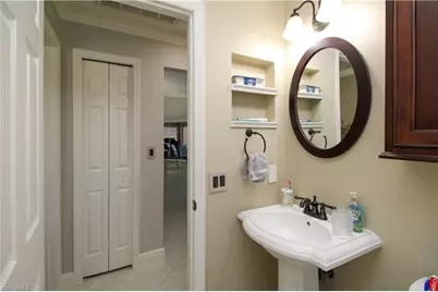 333 Wentworth Ct, Naples, FL 34104 - Photo 38