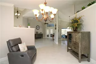 333 Wentworth Ct, Naples, FL 34104 - Photo 20