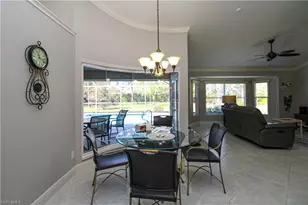 333 Wentworth Ct, Naples, FL 34104 - Photo 14