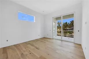 2649 Riverview Dr, Naples, FL 34112 - Photo 12