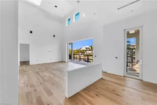 2649 Riverview Dr, Naples, FL 34112 - Photo 10