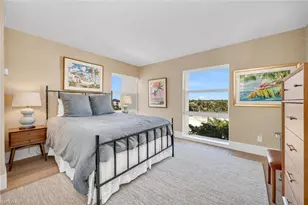 300 Park Shore Dr, Naples, FL 34103 - Photo 20