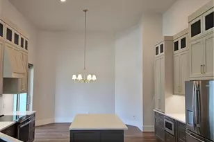 6391 Old Mahogany Ct, Naples, FL 34109 - Photo 4