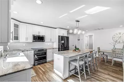 737 91st Ave N, Naples, FL 34108 - Photo 14