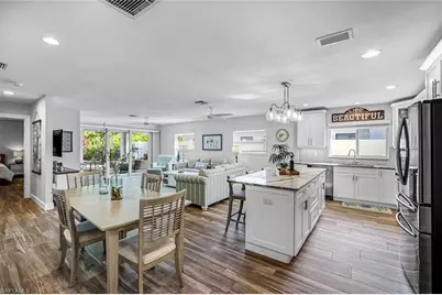 737 91st Ave N, Naples, FL 34108 - Photo 18