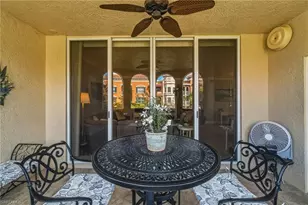 401 Bayfront Pl, Naples, FL 34102 - Photo 22