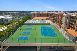 401 Bayfront Pl, Naples, FL 34102 - Photo 32