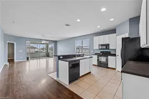 300 Shadow Lakes Dr, Lehigh Acres, FL 33974 - Photo 8