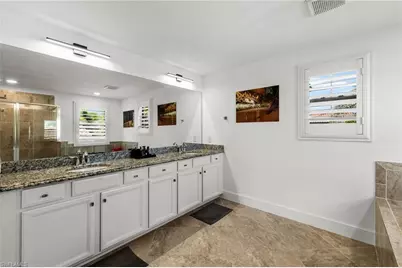 4764 Formosa Dr, Naples, FL 34119 - Photo 18