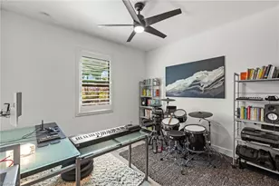 4764 Formosa Dr, Naples, FL 34119 - Photo 10