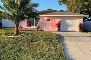 673 107th Ave N, Naples, FL 34108 - Photo 2