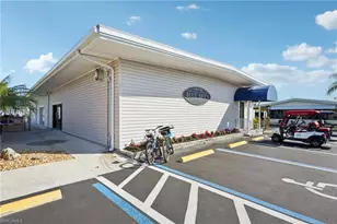 121 Kim Dr, Naples, FL 34104 - Photo 40