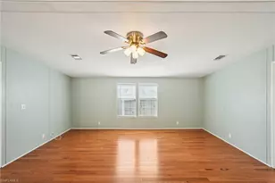 121 Kim Dr, Naples, FL 34104 - Photo 14