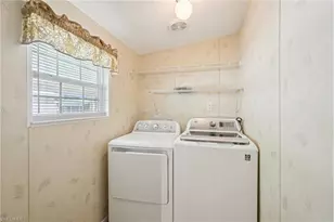 121 Kim Dr, Naples, FL 34104 - Photo 30