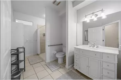 14063 Clear Water Ln, Fort Myers, FL 33907 - Photo 20