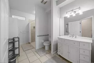 14063 Clear Water Ln, Fort Myers, FL 33907 - Photo 20