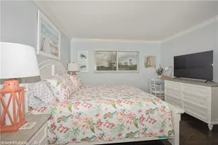 190 Turtle Lake Ct, Naples, FL 34105 - Photo 22