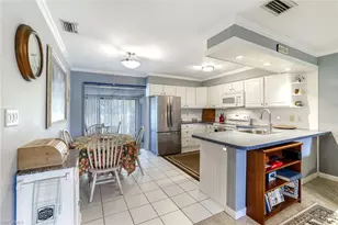 561 Palm View Dr, Naples, FL 34110 - Photo 6