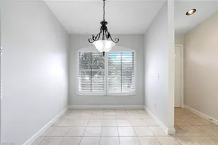 2055 Cascades Dr, Naples, FL 34112 - Photo 10