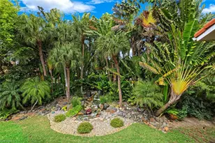 2055 Cascades Dr, Naples, FL 34112 - Photo 24