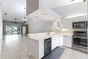 2055 Cascades Dr, Naples, FL 34112 - Photo 8